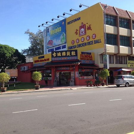 Famosa Homestay Malacca Екстер'єр фото